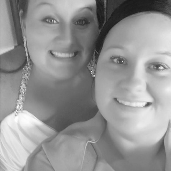 PLUS SIZE WEDDING DRESS - Picture 5 of 8